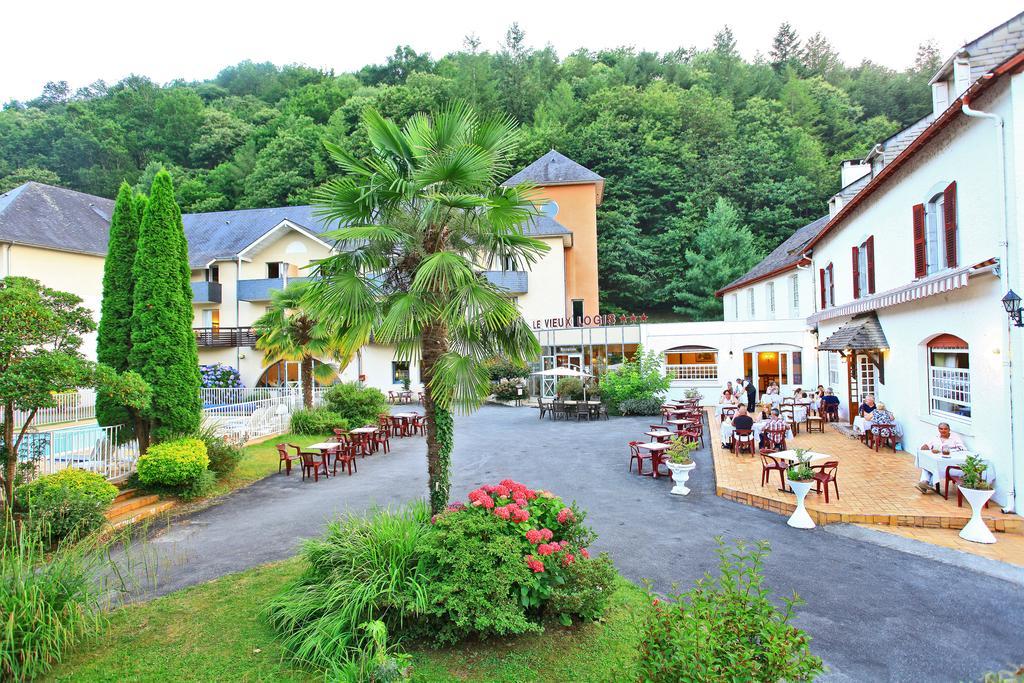 Logis Le Vieux Logis Hotel Lestelle-Betharram Exterior photo